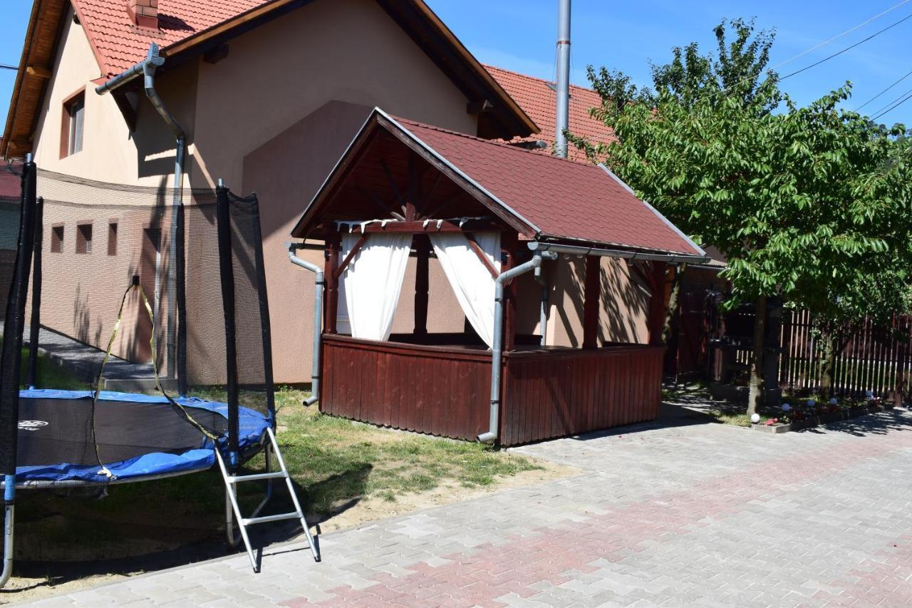 Gamma Guest House Praid Exterior photo